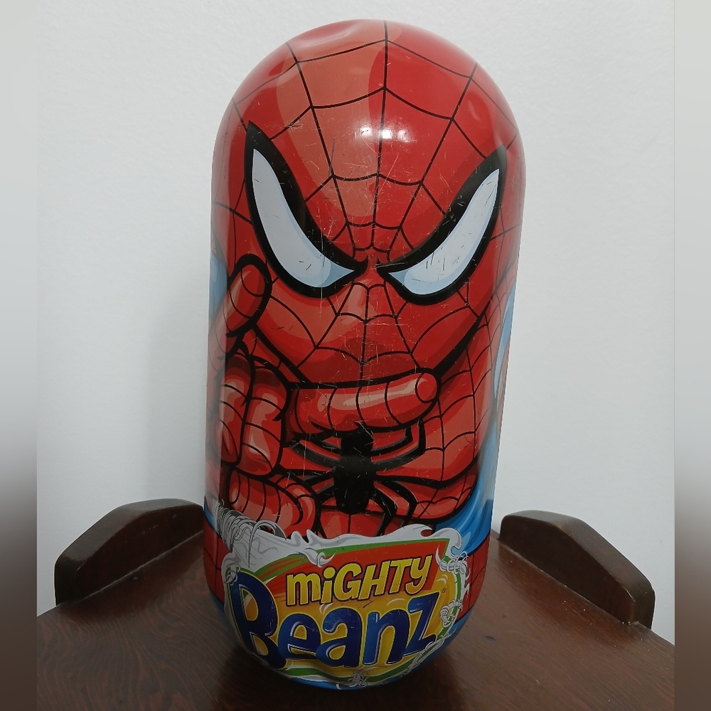 Mighty Beanz 2010 Spiderman Metal Collector Tin Case